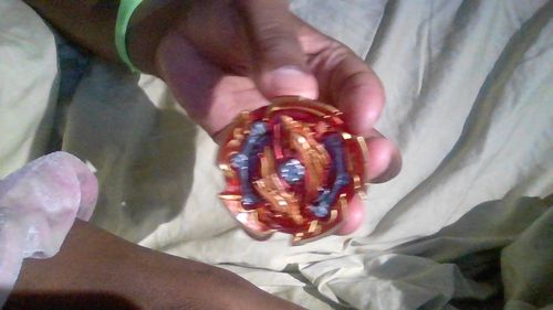 Customer photo review of Takara Tomy Beyblade Burst B-156 Random Booster Vol.18 (8 Types for 1)