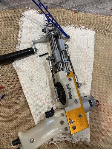 Customer photo review of Cut Pile and Loop Pile Combination Deal - No Adjusting, Just Tufting!