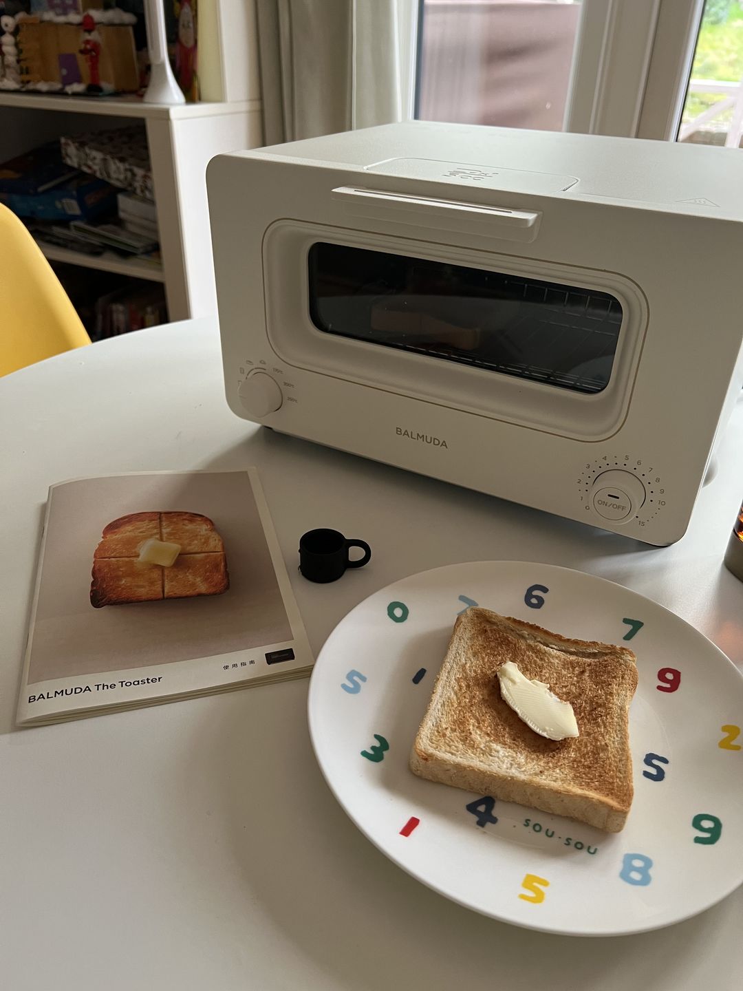 Customer photo review of BALMUDA The Toaster 3rd Gen K05E - White