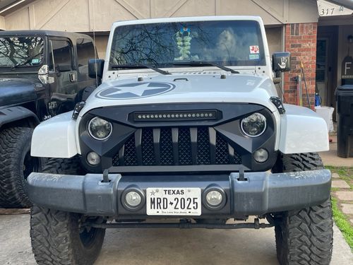 Customer photo review of Gladiator Grille w/ LED Off-Road Lights & RGB Halo Headlights Combo for 07-18 Wrangler JK