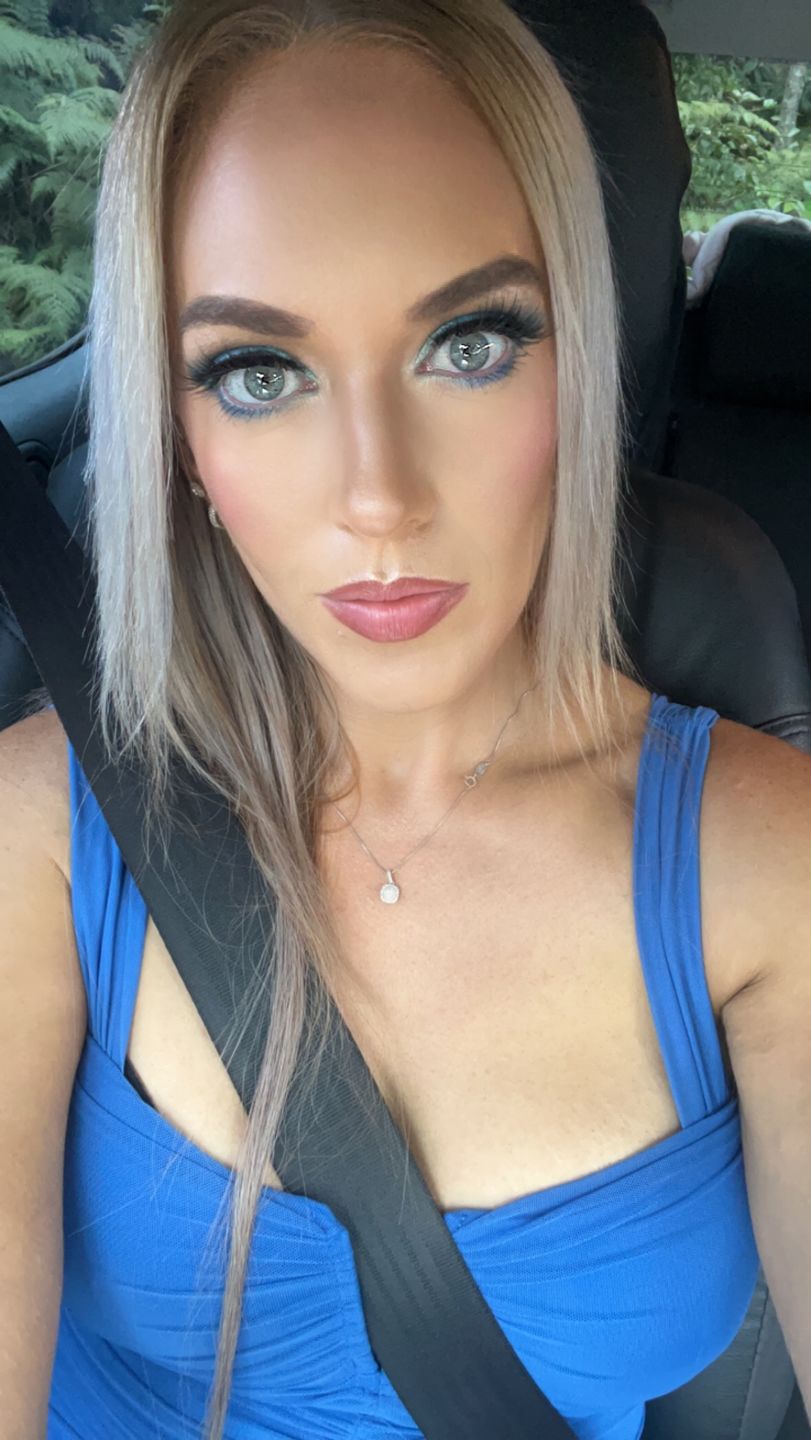 Customer photo review of Cat Eye Magnetic Lash Bundle