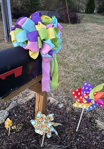 Customer photo review of 2.5"X50Yd Value Faux Burlap Assortment 18 Assorted Colors RC5004