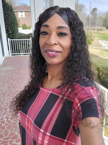 Customer photo review of Thick Lace Closure Wigs Jerry Curly 4x4 Closure Wig Natural Hairlines  Wavy Human Hair Wig