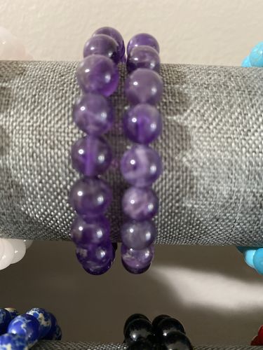 Customer photo review of 15.5" A 8mm natural amethyst round beads, middle purple crystal quartz