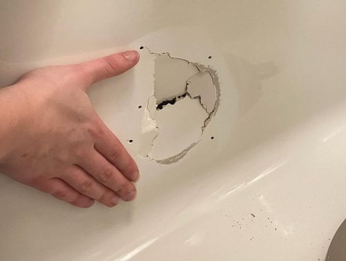 Rose B. review of Level 2 Tub Repair Kit: Large Damage image 1 out of 1