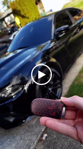 Customer video review of Phantom Honeycomb Scat Pack Key Fob Shell