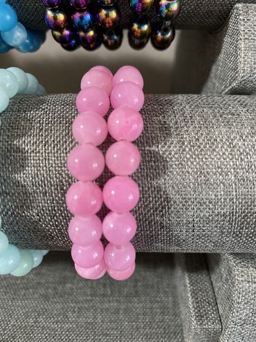 Customer photo review of 15.5" 8mm/10mm/12mm pink dyed jade Round beads
