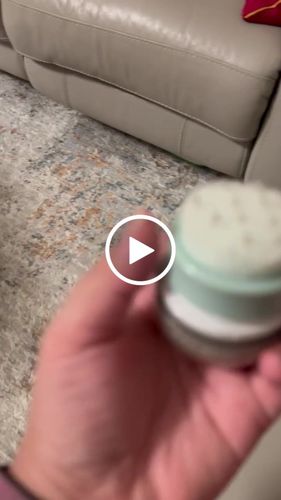 Customer video review of Day After Brush Clean Dry Shampoo