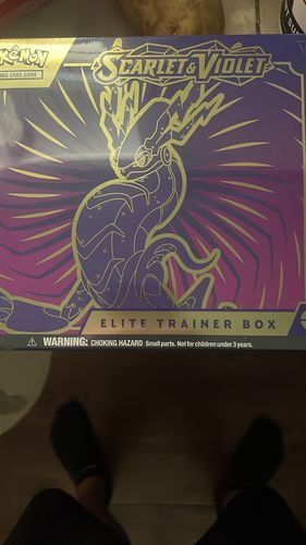 Customer photo review of Pokémon TCG: Scarlet & Violet Elite Trainer Box (Presale)