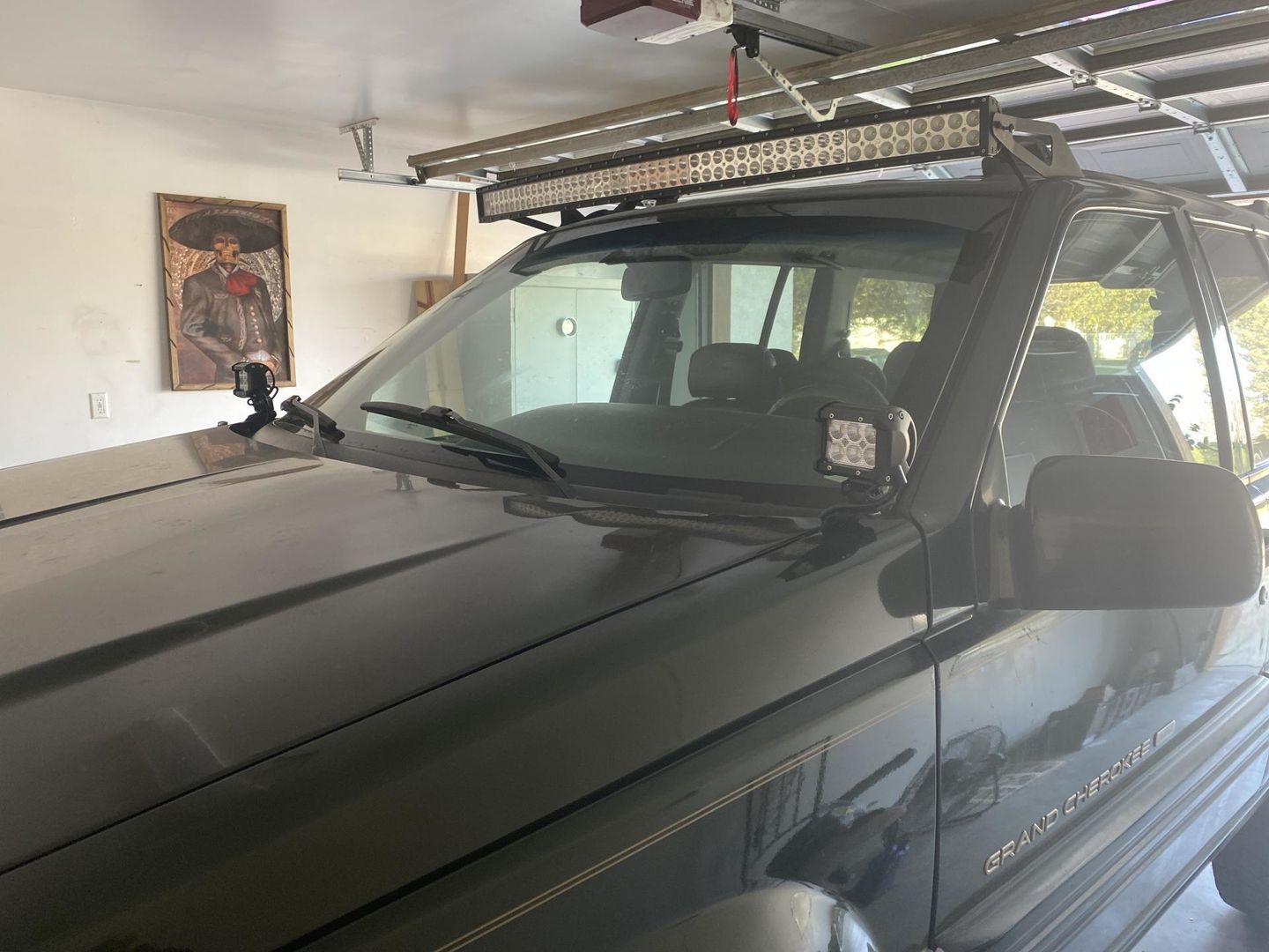 Customer photo review of 1993-1998 Jeep Grand Cherokee ZJ Hood Ditch Light Mounts