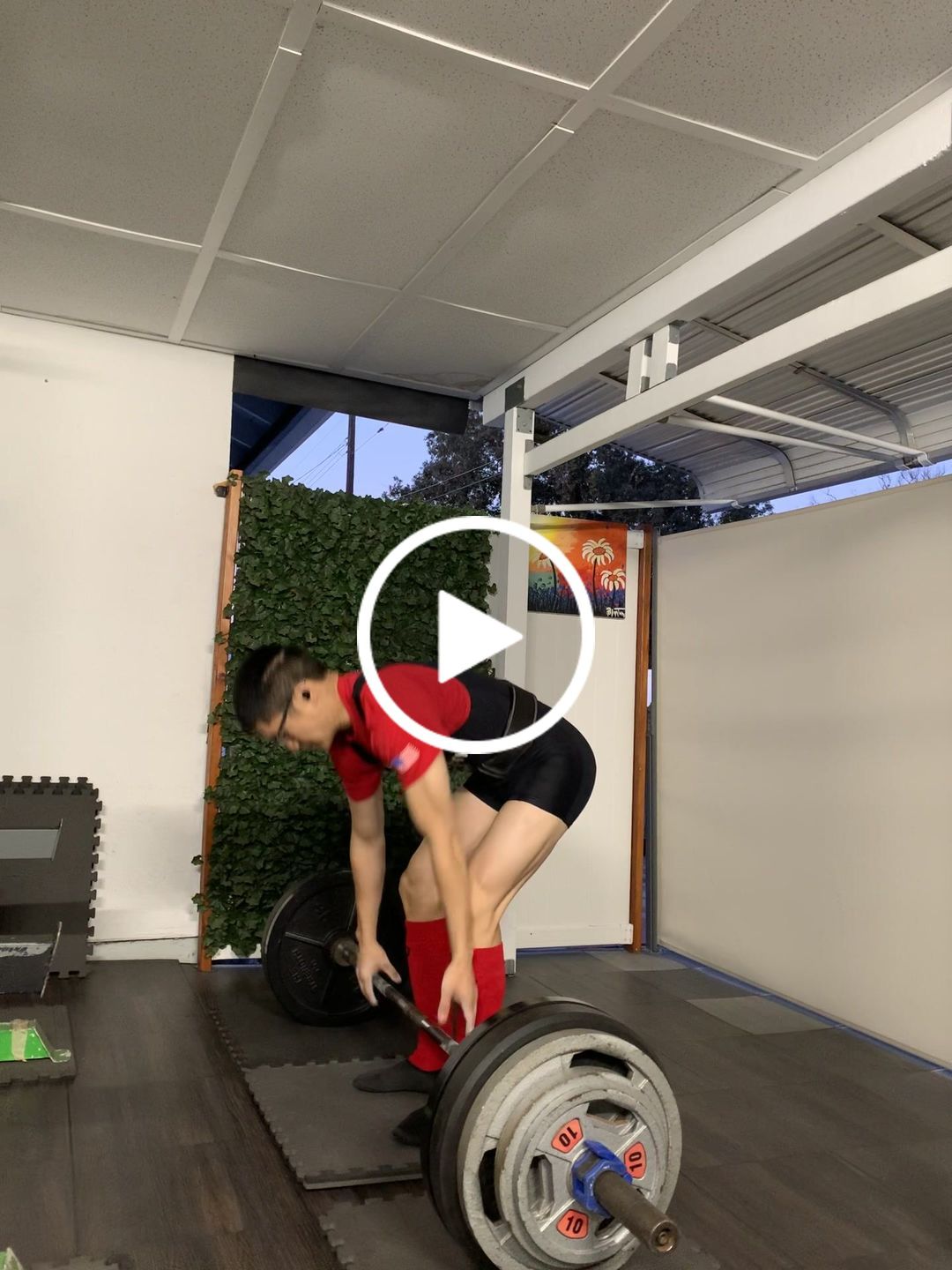 Customer video review of Strength Shop Deadlift Socks - Red