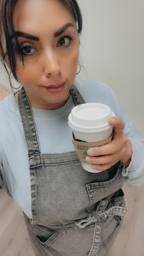 Customer photo review of Black Acid Washed Denim Apron