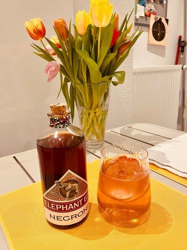 Customer photo review of NEU: Elephant Gin Negroni 700ml - Ready-to-drink