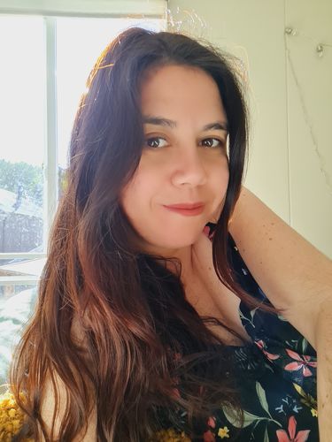 Reseña con foto de un cliente sobre Henna Jamila BAQ (Premium)