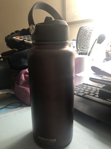 Customer photo review of 32oz Metallic Ace Bottle 950ml