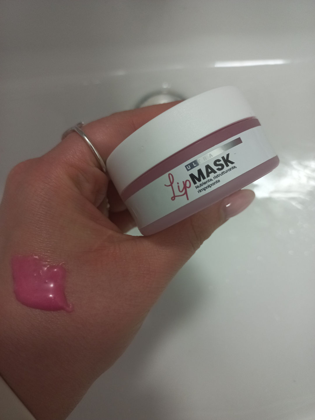 Customer photo review of Ultra Lip Mask