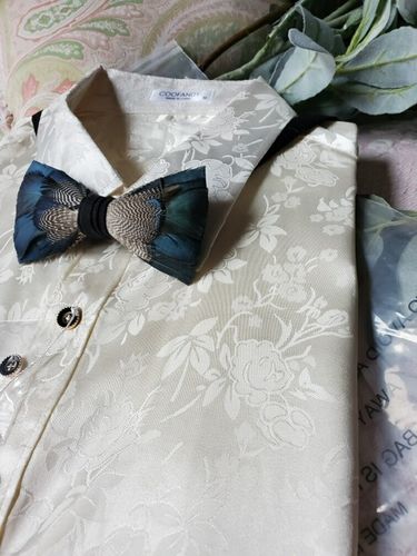 Customer photo review of Denver Blues Feather Bow Tie & Lapel pin set - Mandujour Handmade gift for men