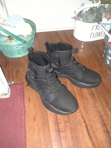 Customer photo review of Maven Men's High-Top Comfortable Steel Toe Shoes