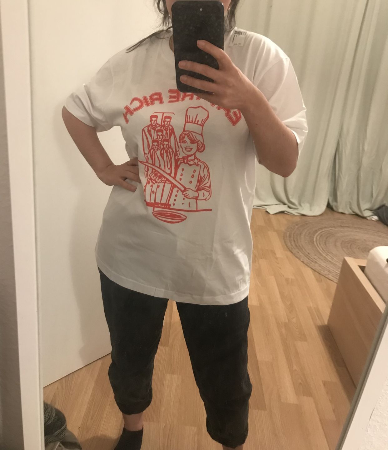 Customer photo review of Eat The Rich - Organic Oversized Shirt