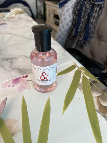 Customer photo review of Parfum de sac générique de Black opium