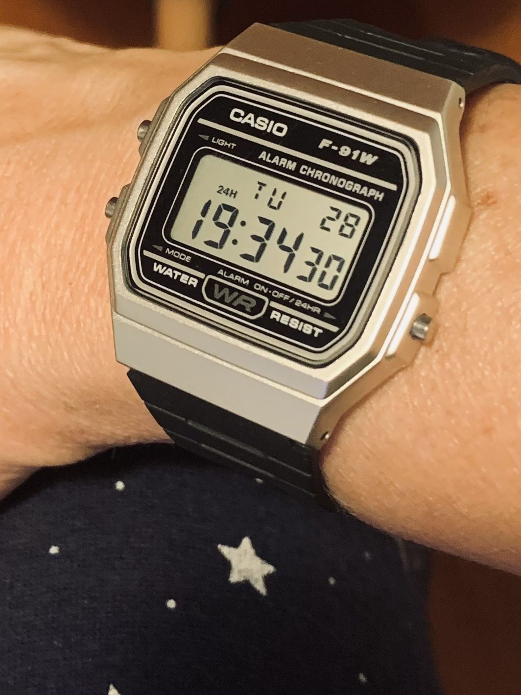 Customer photo review of Reloj Casio Vintage F-91WM-7ADF Plateado/Negro