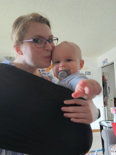 Customer photo review of Mama's Bonding Comforter