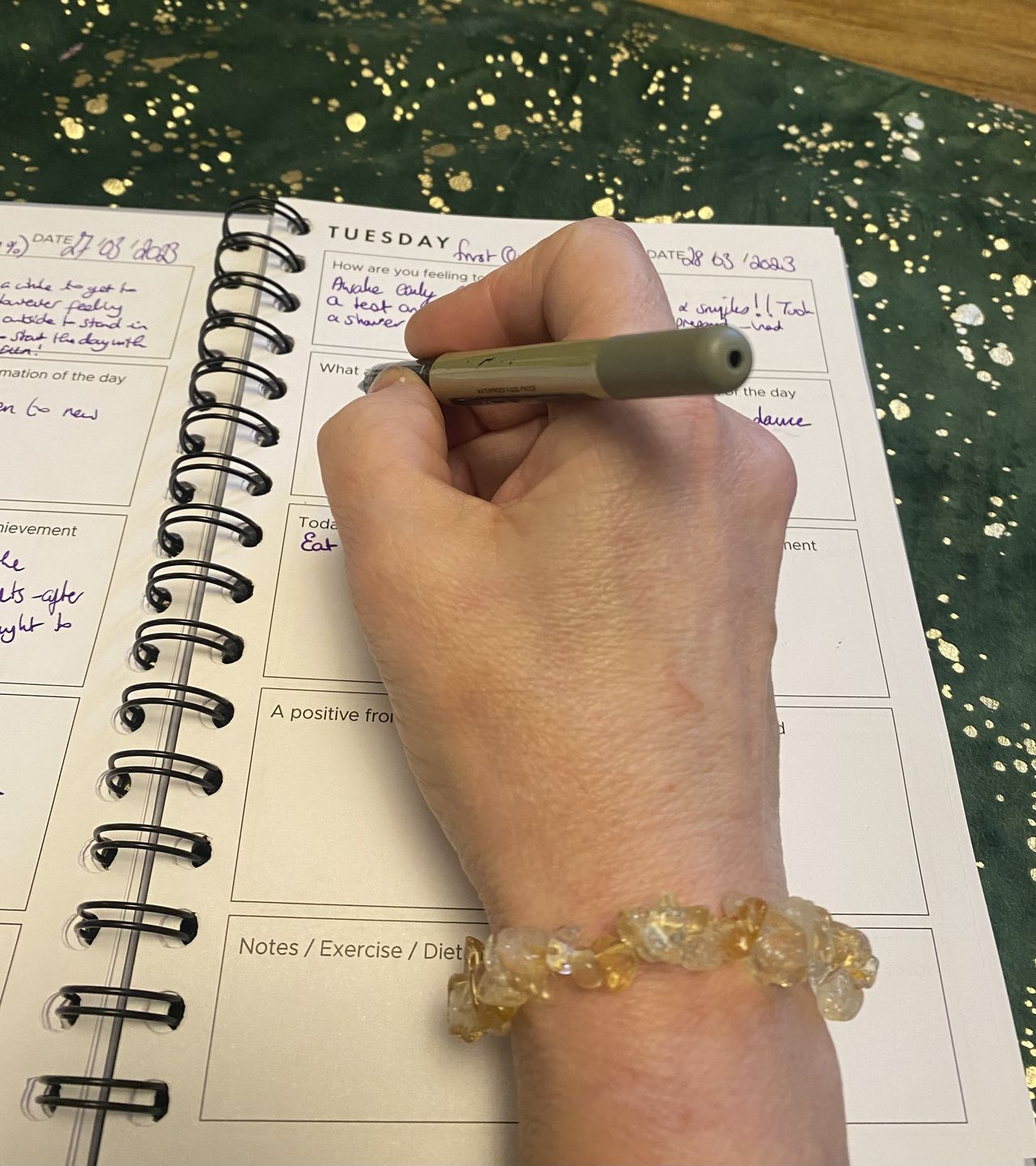 Customer photo review of Citrine - Crystal chip bracelet