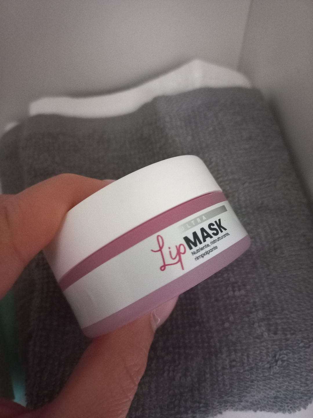 Customer photo review of Ultra Lip Mask
