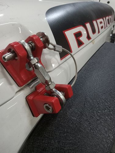 Customer photo review of Red Locking Hood Catch Kit & Aluminum Door Grab Handle Inserts Cover Combo for 07-18 Jeep Wrangler JK/JKU