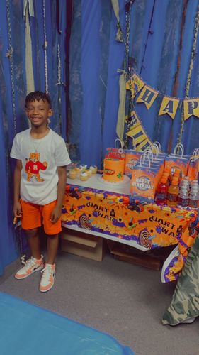Customer photo review of Kids Rawyalty Tiger Chenille T-Shirts and Cotton Shorts Set