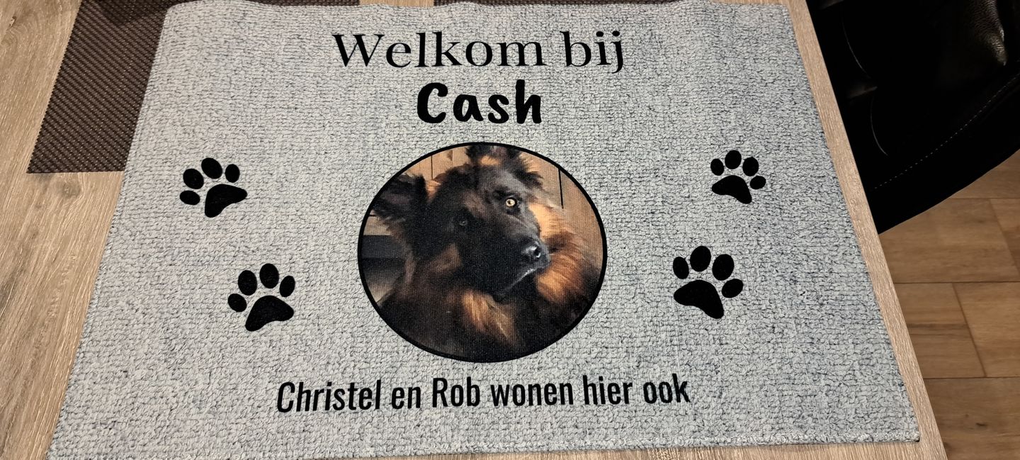 Customer photo review of Eigen foto - Gepersonaliseerde huisdier deurmat