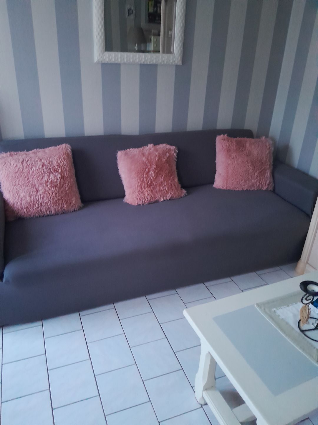 Customer photo review of Gris Anthracite - Housse de Canapé Extensible