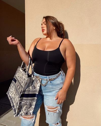 Customer photo review of Chica Shapewear Bodysuit