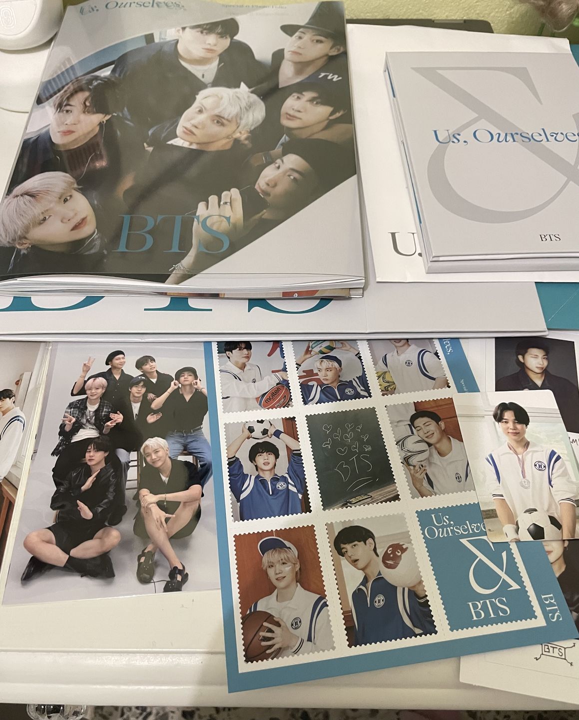 Customer photo review of [2ND PRE-ORDER] BTS - SPECIAL 8 PHOTO FOLIO US OURSELVES AND BTS WE SET VER.