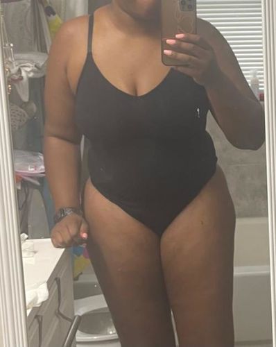 Customer photo review of Chica Shapewear Bodysuit