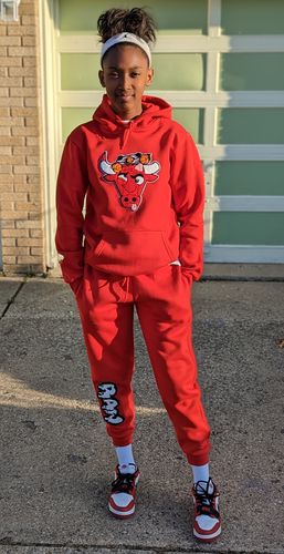 Customer photo review of Kids Bulls Chenille Crew Neck T-Shirt