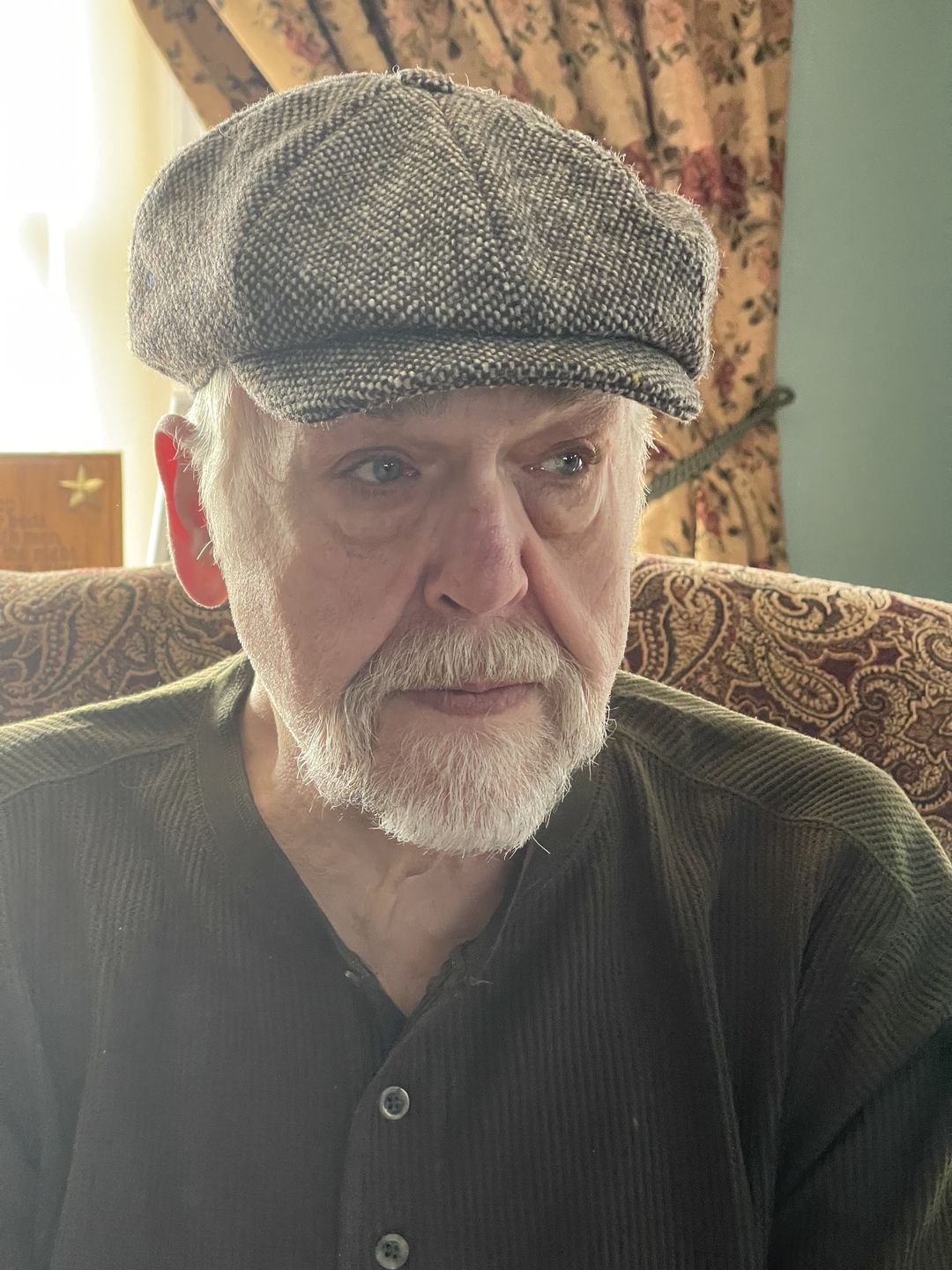 Customer photo review of Peaky Blinders Irish Tweed Newsboy Cap