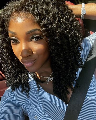 Customer photo review of 4C Edges | Luvwin Water Wave Kinky Edges  Free Parting 13x6 Undetectable Lace Front Wig | Afro Inspired