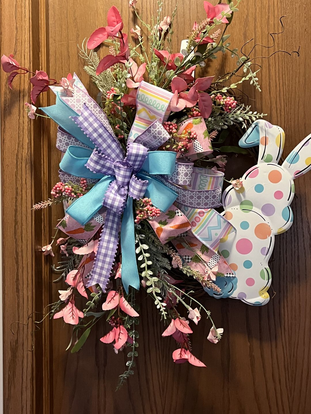 Customer photo review of 14" Oval Grapevine Wreath - DECOE-033