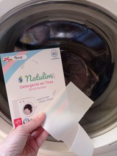 Customer photo review of Eco-Tiras de Detergente 40 lavados Natulim