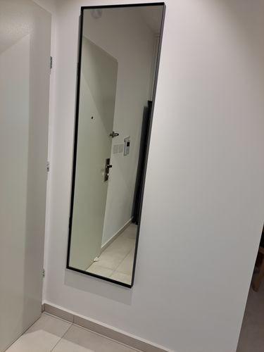 Customer photo review of דלת מראה להסתרת ארון חשמל