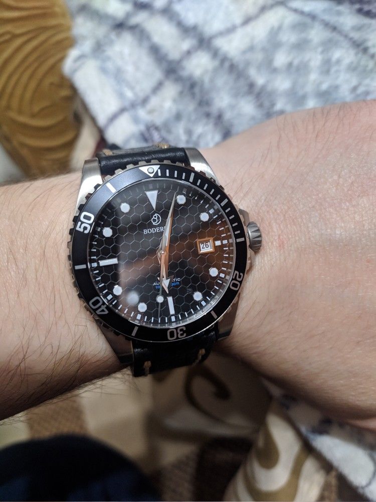 Customer photo review of SEATURTLE.OCEAN(TITANIUM) - Automatic Titanium Diver Watch | Black