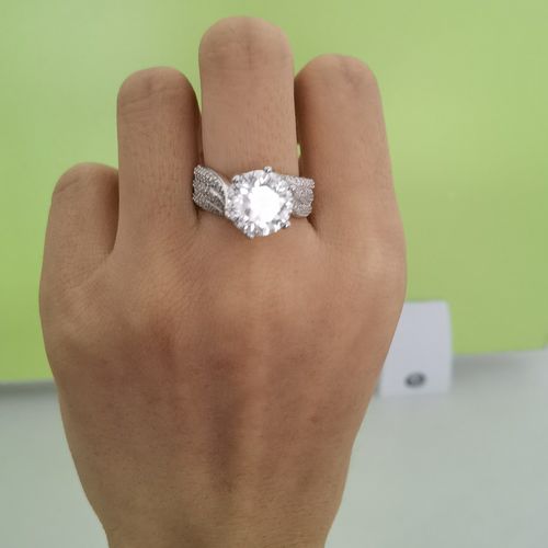 Customer photo review of 【#5】925 Sterling Silver Moissanite Rings