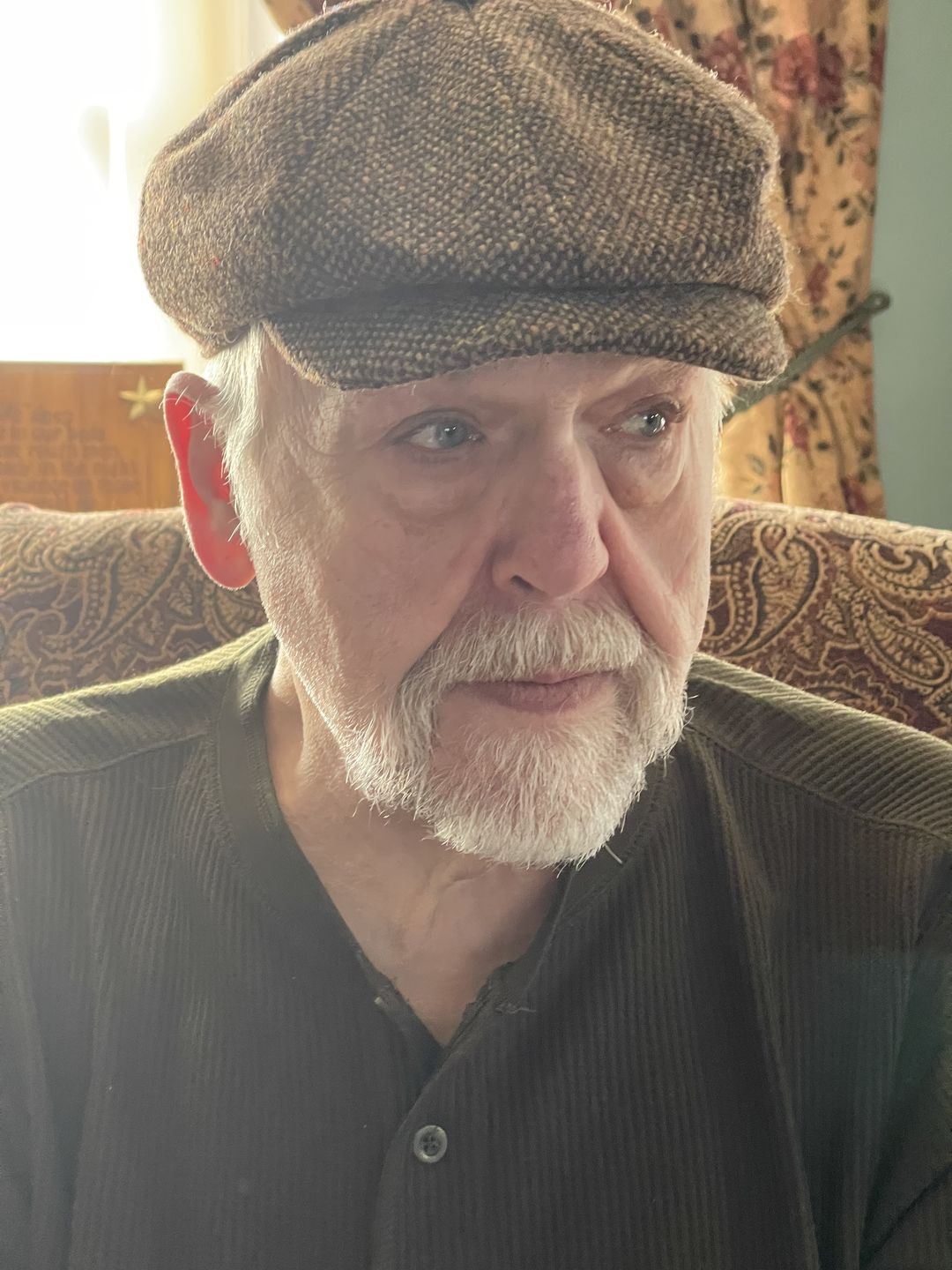 Customer photo review of Peaky Blinders Irish Tweed Newsboy Cap