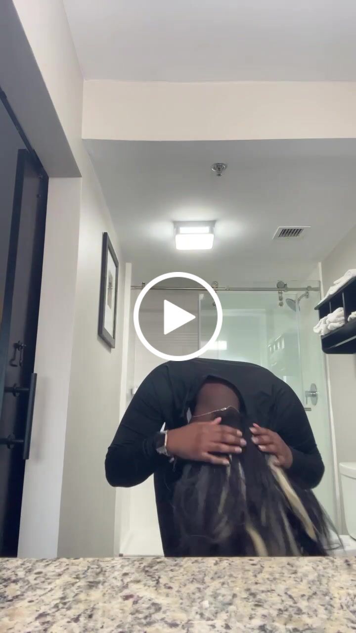 Customer video review of Raw Tape-In Hair Extensions (1 Pack/100G)