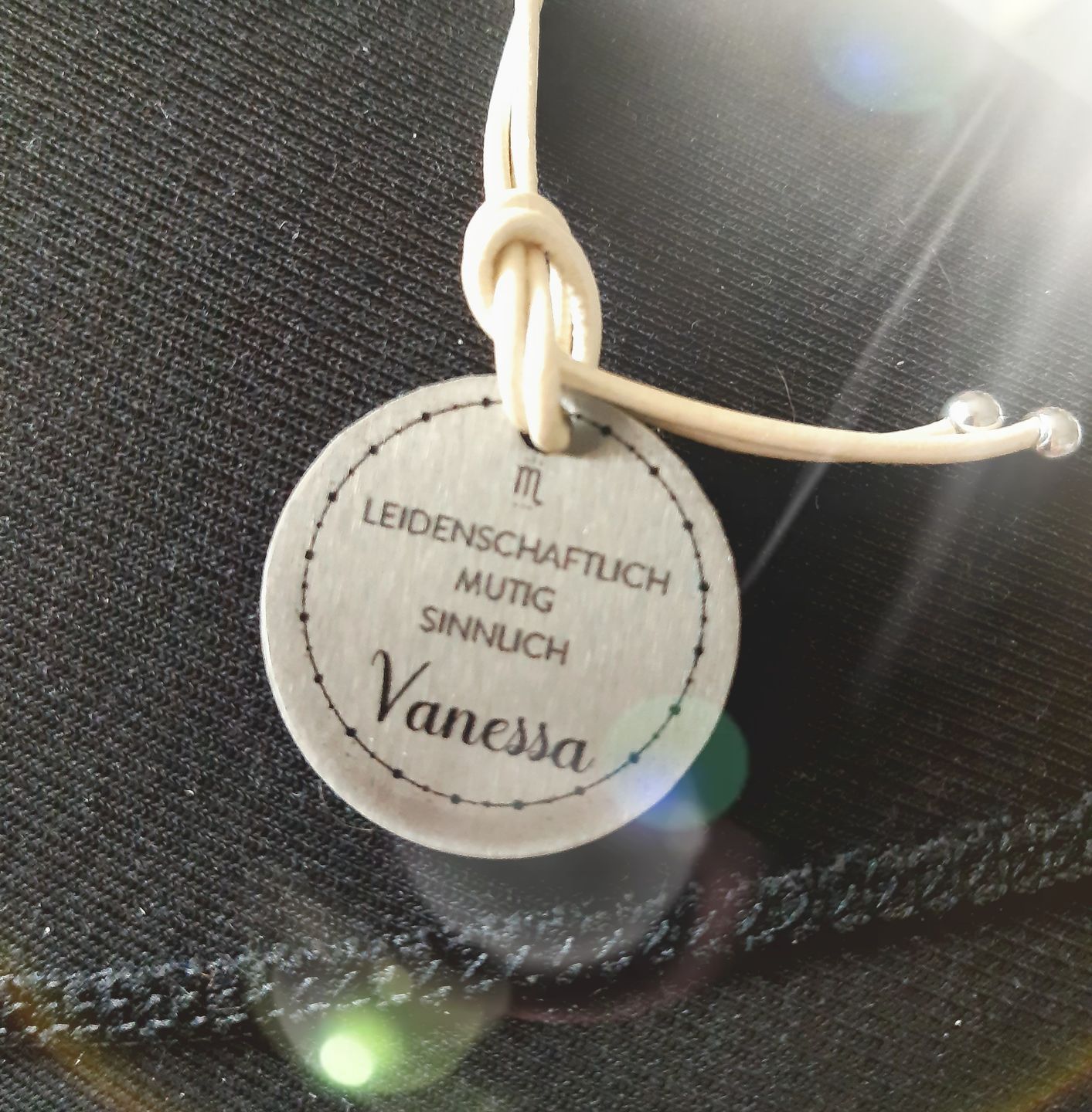 Customer photo review of personalisierbare Halskette - Sternzeichen