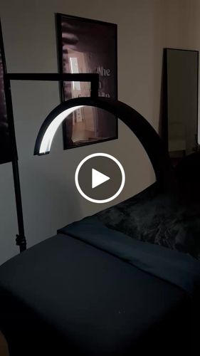 Customer video review of CosmoGlo Original Light Bundle + Phone Clip