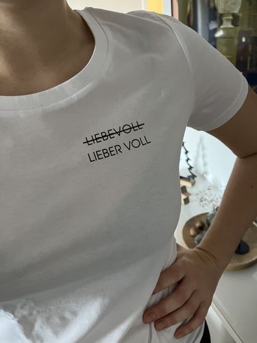 Customer photo review of LIEBEVOLL - Premium Shirt Damen