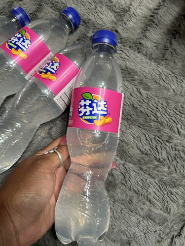 Customer photo review of Fanta White Peach (China Edition)