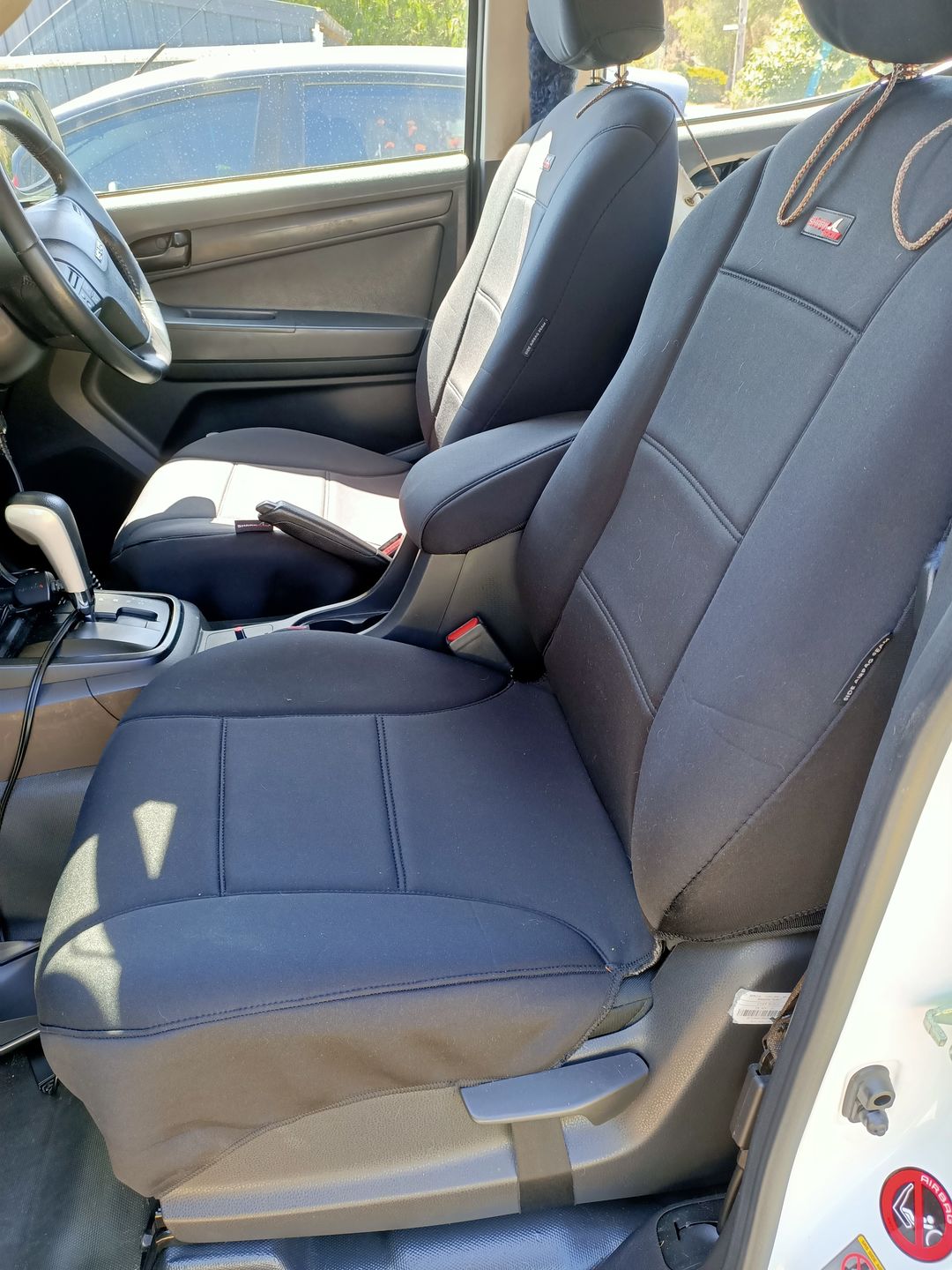 Customer photo review of Isuzu D-Max Dual Cab - Sharkskin™ PLUS Neoprene Seat Covers